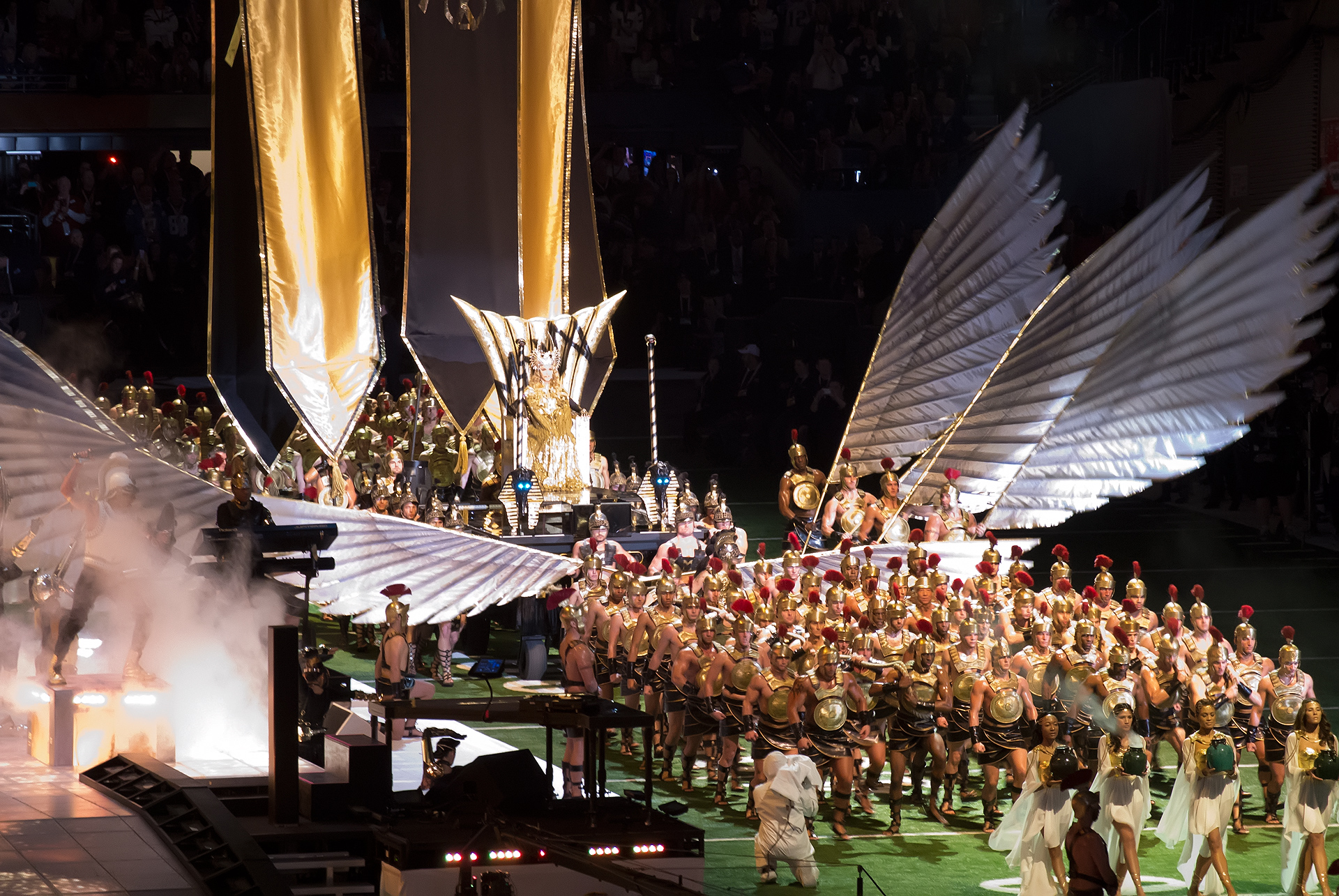 File:Madonna Halftime show (6837586603).jpg - Wikimedia ...